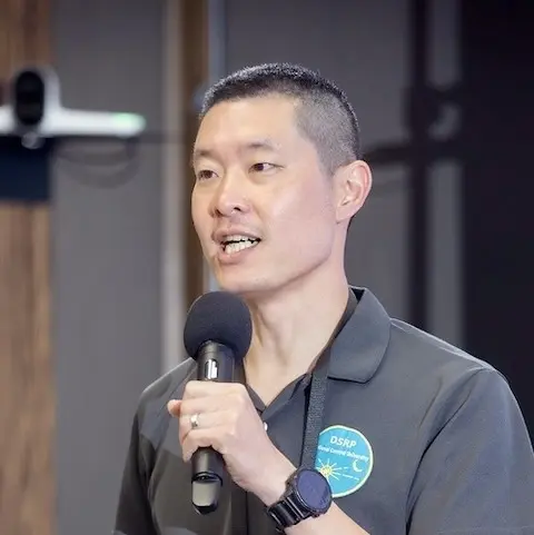 Portrait of Loren Chang